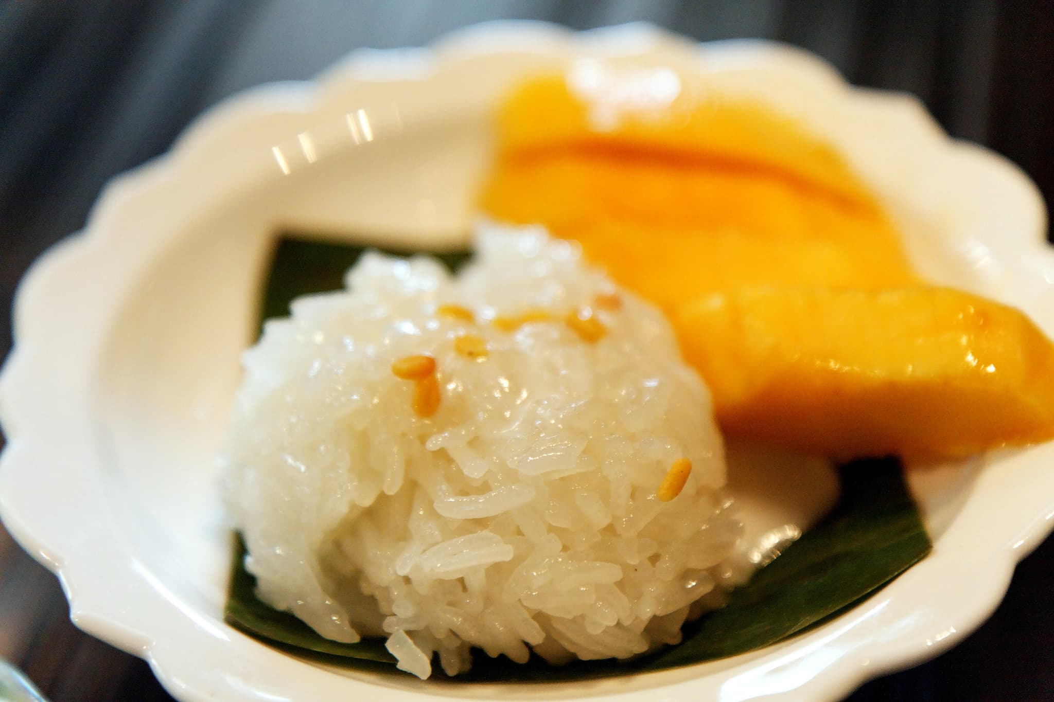 #4 Mango Sticky Rice Carts — Top 10 Thailand Street Food Experiences in 2026