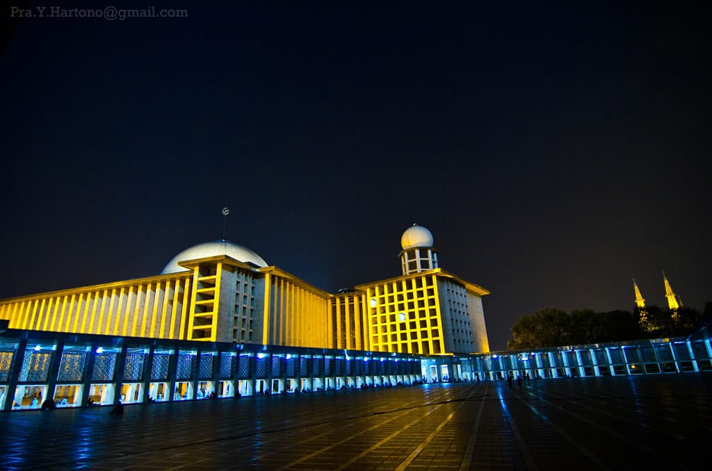 #4 Istiqlal Mosque — Top 10 Things to Do in Jakarta in 2026