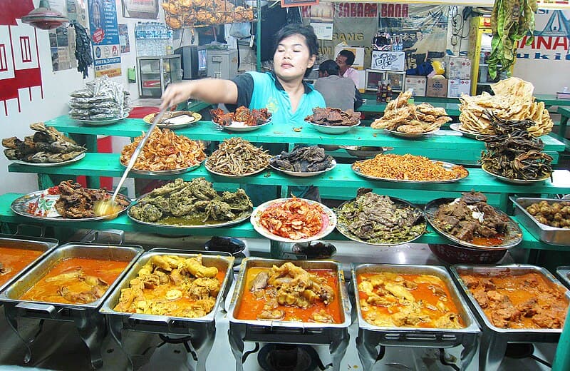 #7 Erwtensoep (Snert) — Top 10 Dutch Foods You Must Try in 2026