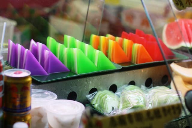 #3 Kuih Lapis — Top 10 Malaysian Desserts & Kuih in 2026