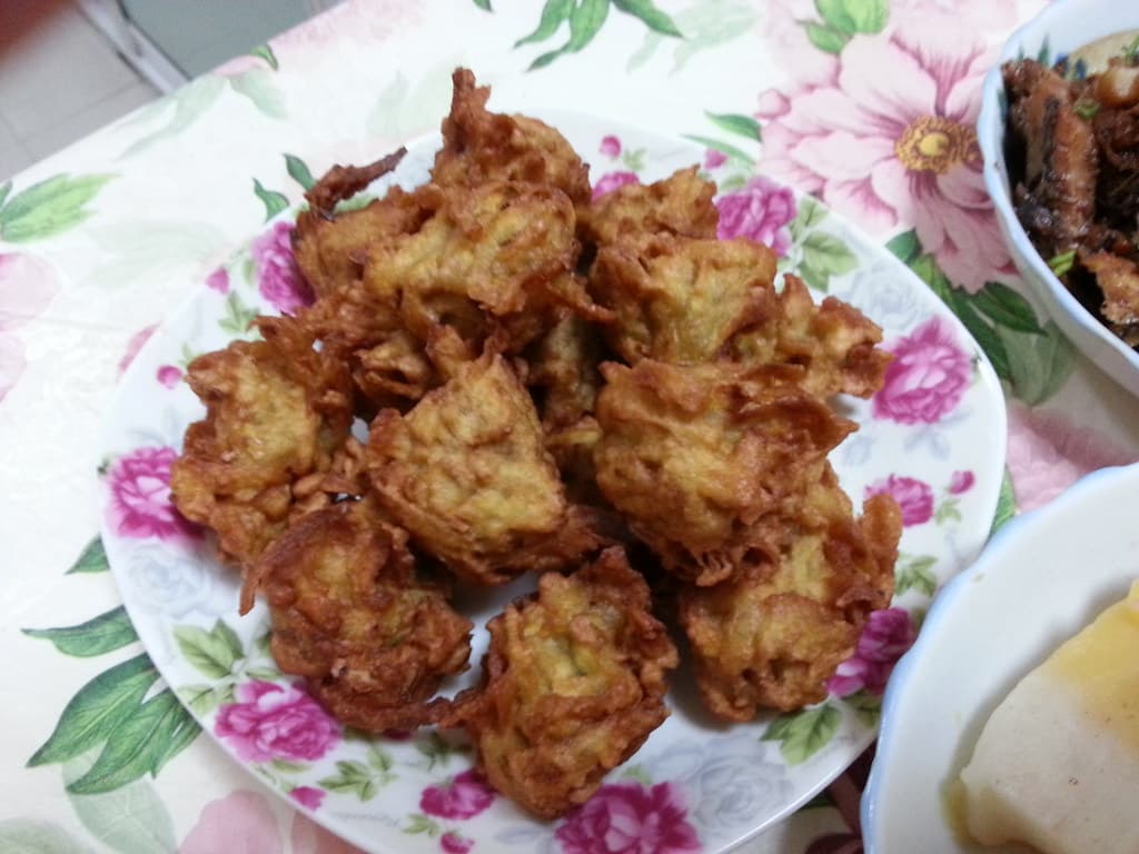 #7 Fried Sweet Potato Balls — Top 10 Taiwan Night Market Foods in 2026