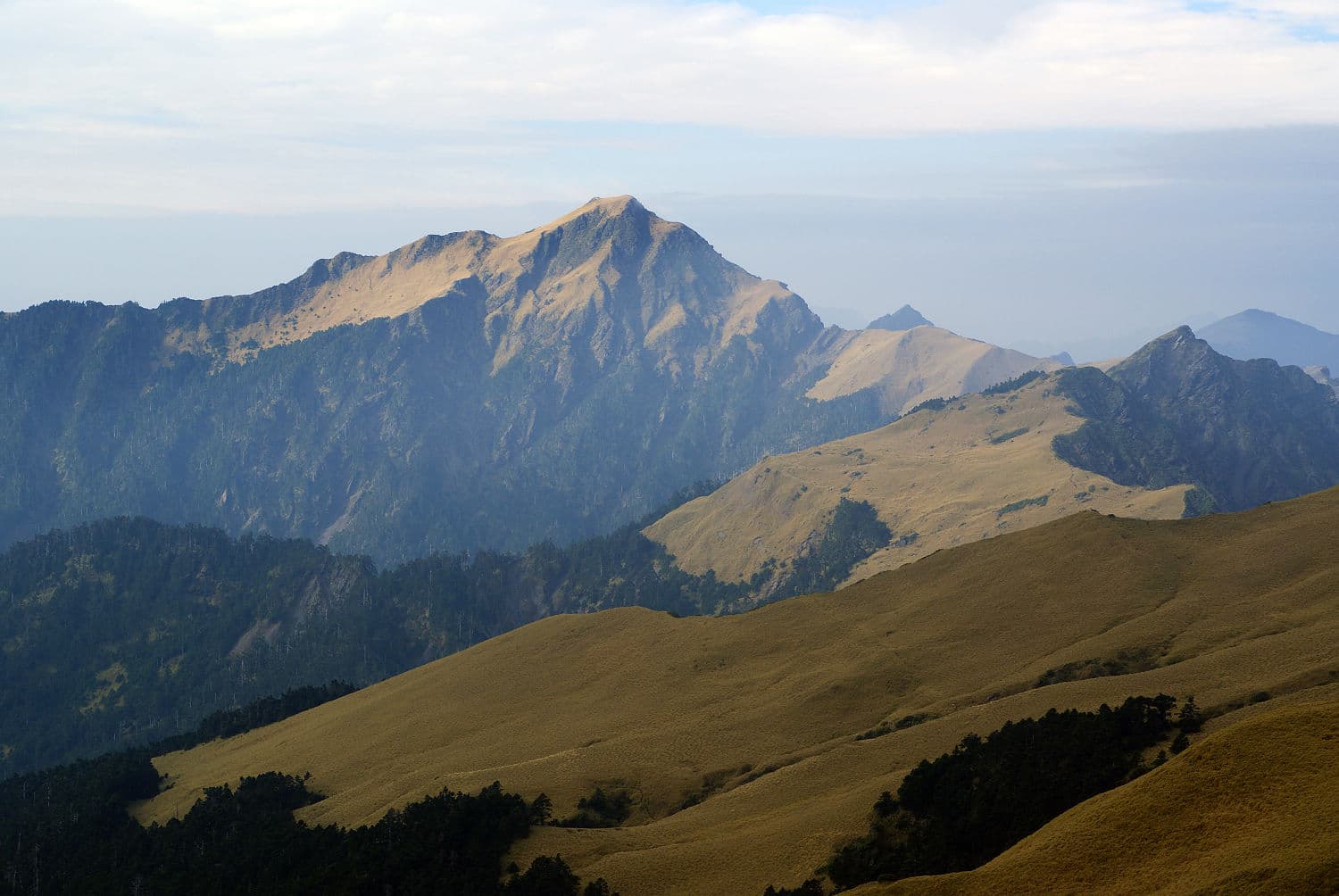#6 Qilai Ridge — Top 10 Mountain Hikes in Taiwan in 2026