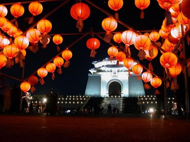 #5 Taipei Lantern Festival — Top 10 Festivals in Taiwan in 2026