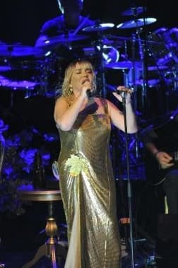 #2 Sezen Aksu — Top 10 Turkish Pop & Music Artists in 2026