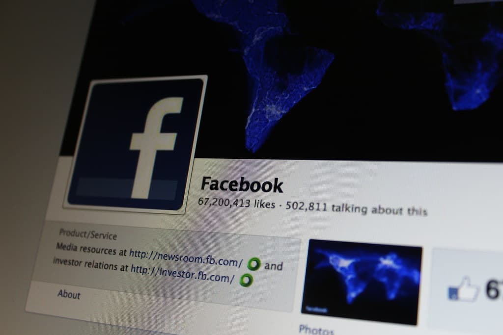 #1 Facebook — Top 10 Most Popular Social Media Platforms