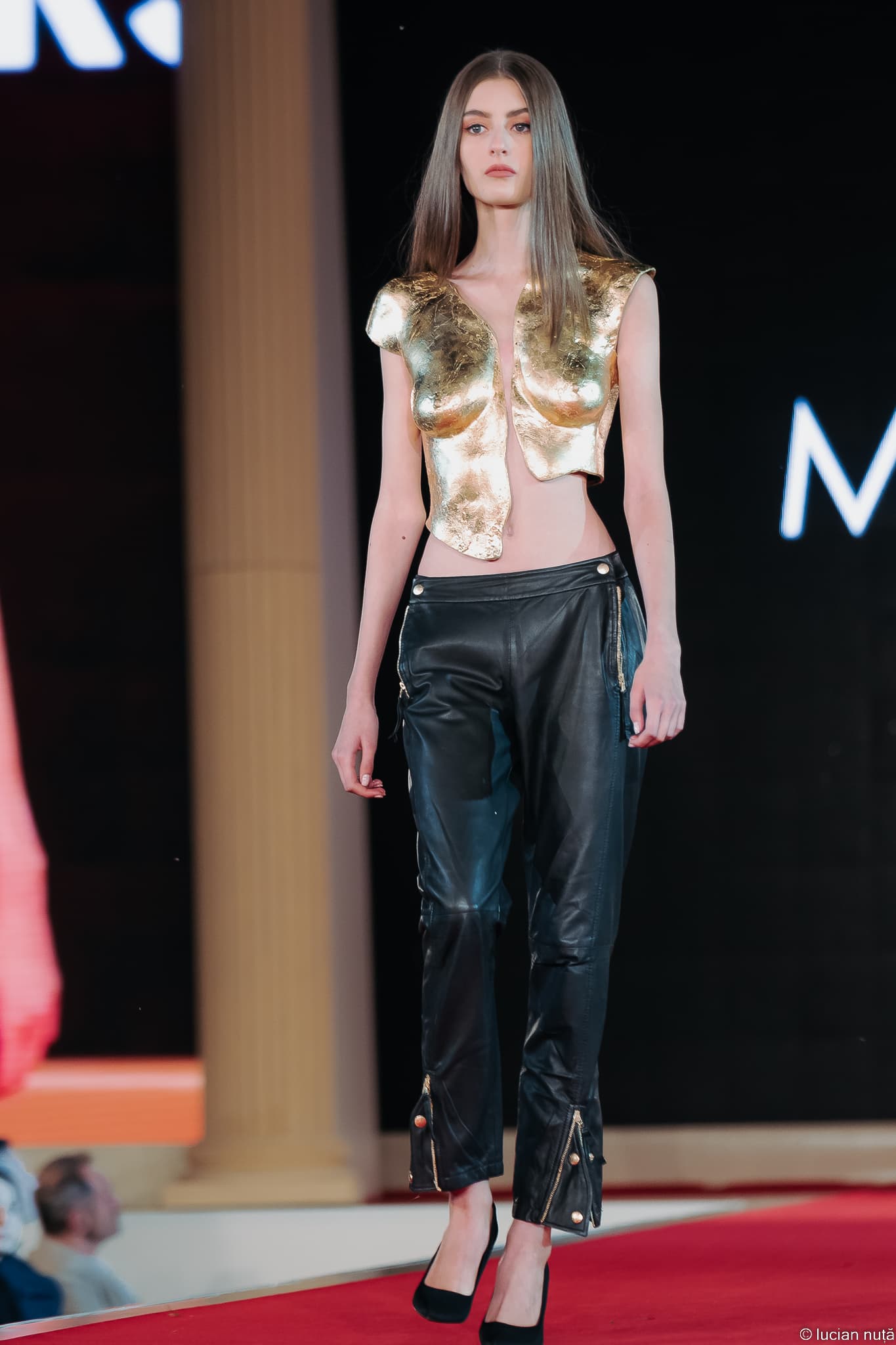 #5 Coastal Grandmother — Top 10 Hottest Fashion Trends of 2025