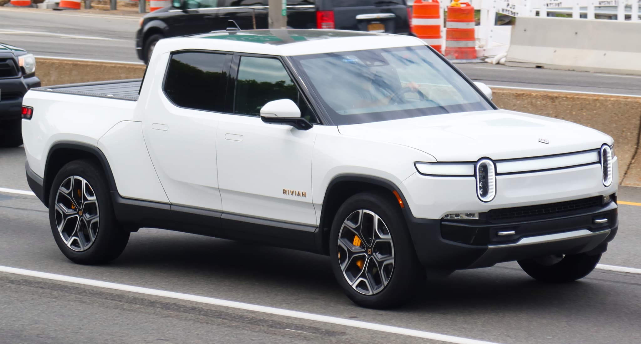 #3 Rivian R1T — Top 10 Best Electric Vehicles of 2025