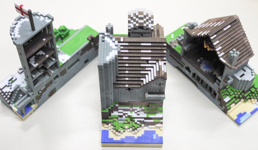 #5 Minecraft — Top 10 Most Popular Online Games of 2025