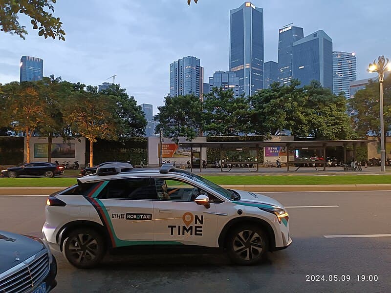 #4 Waymo Driverless Fleet Expansion — Top 10 Robotics & AI Breakthroughs of 2024–2025