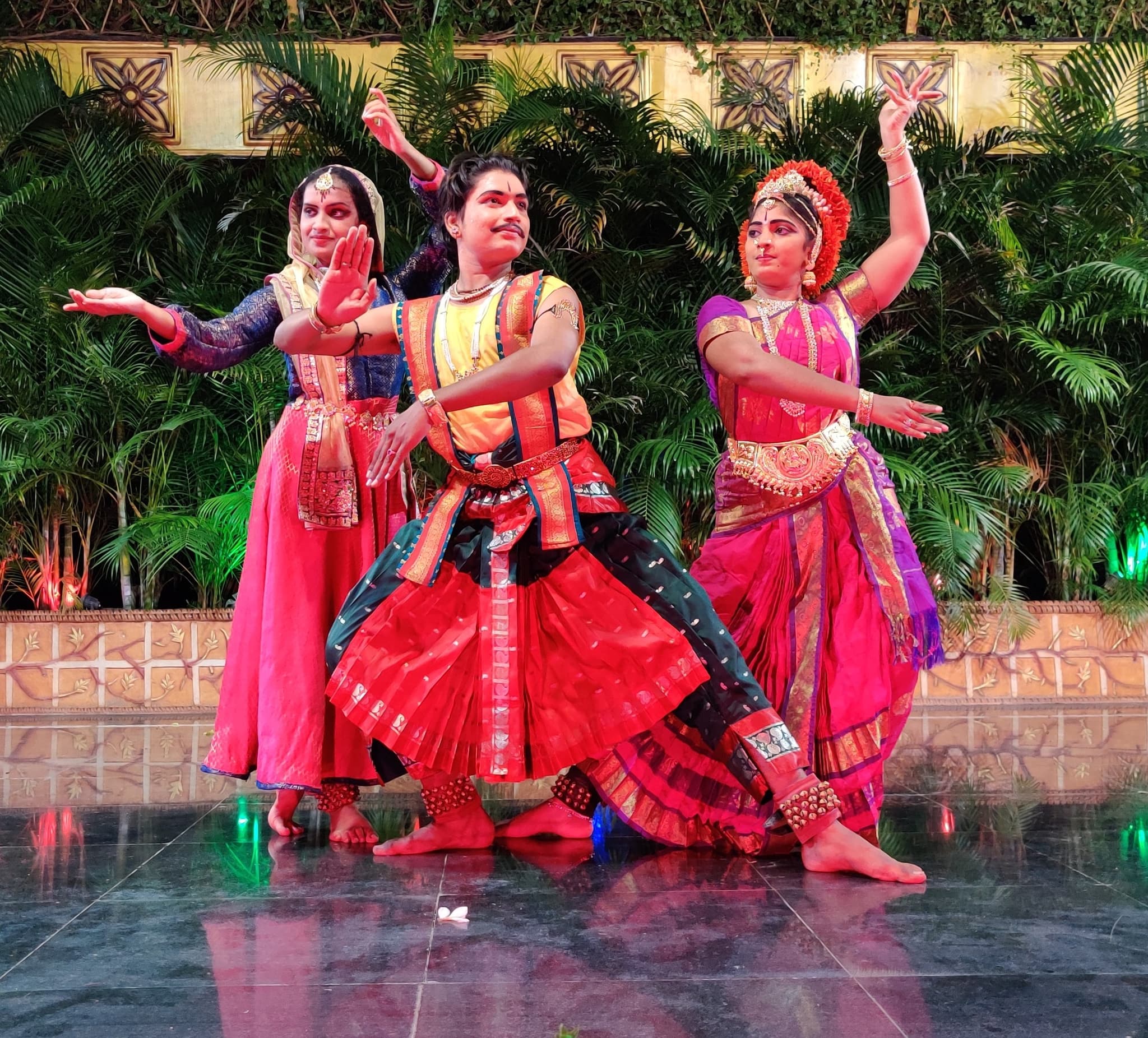 #6 Bharatanatyam and Carnatic Vocal Music — Top 10 Indian Classical Music Forms and Traditions