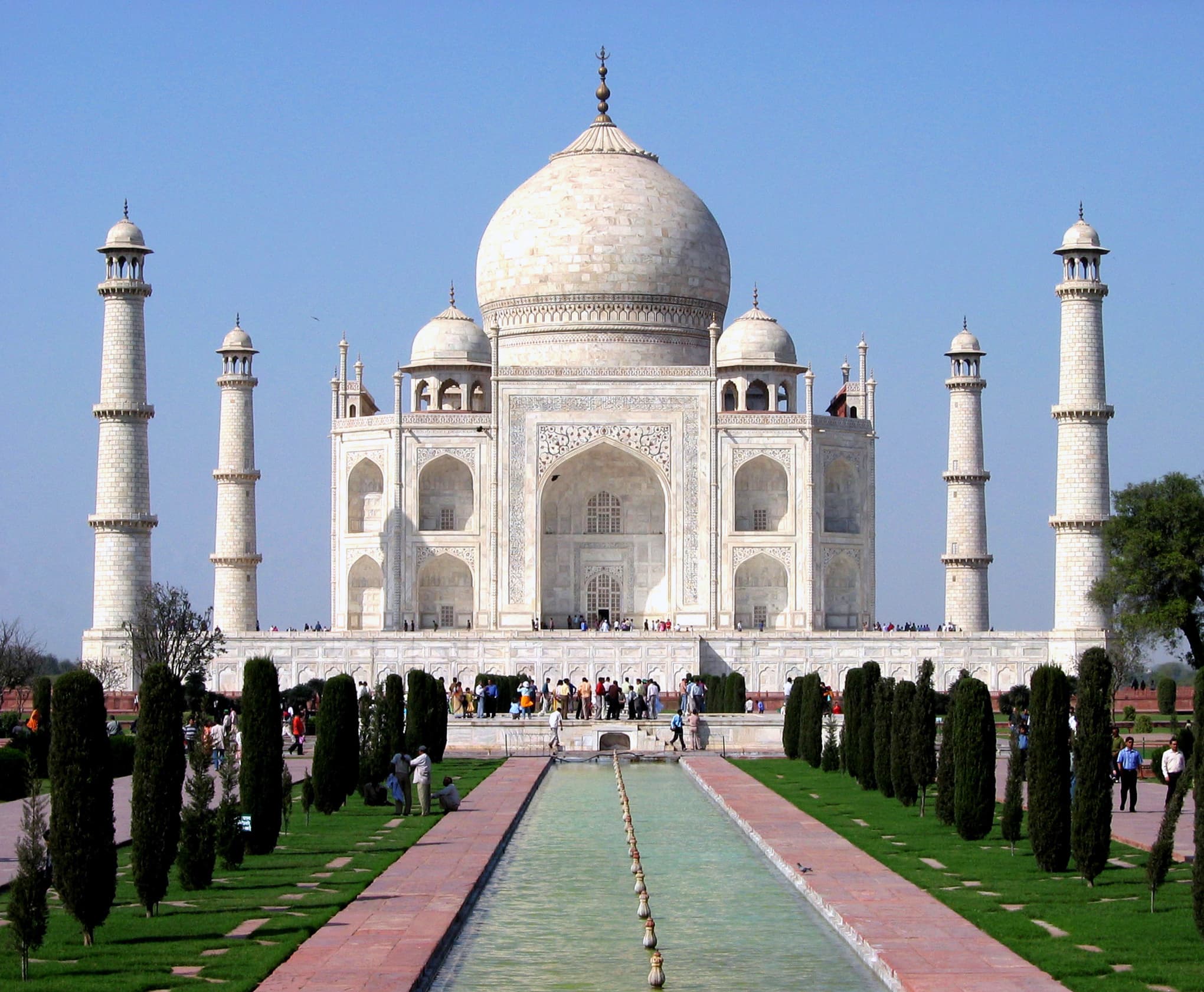 #4 Agra (Taj Mahal) — Top 10 Travel Destinations in India