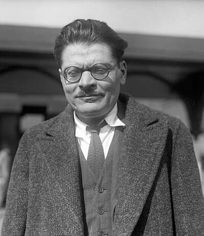 #3 Jose Clemente Orozco — Top 10 Mexican Visual Artists of All Time