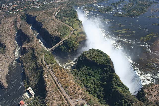 #5 Victoria Falls, Zambia/Zimbabwe — Top 10 African Travel Destinations
