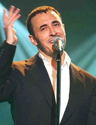 #7 Kadim Al Sahir — Top 10 Arab Pop Stars
