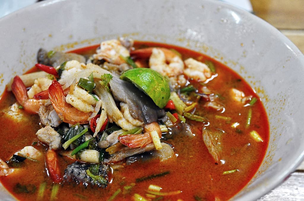 #8 Tom Yum Goong (Spicy Shrimp Soup) — Top 10 Thai Street Foods