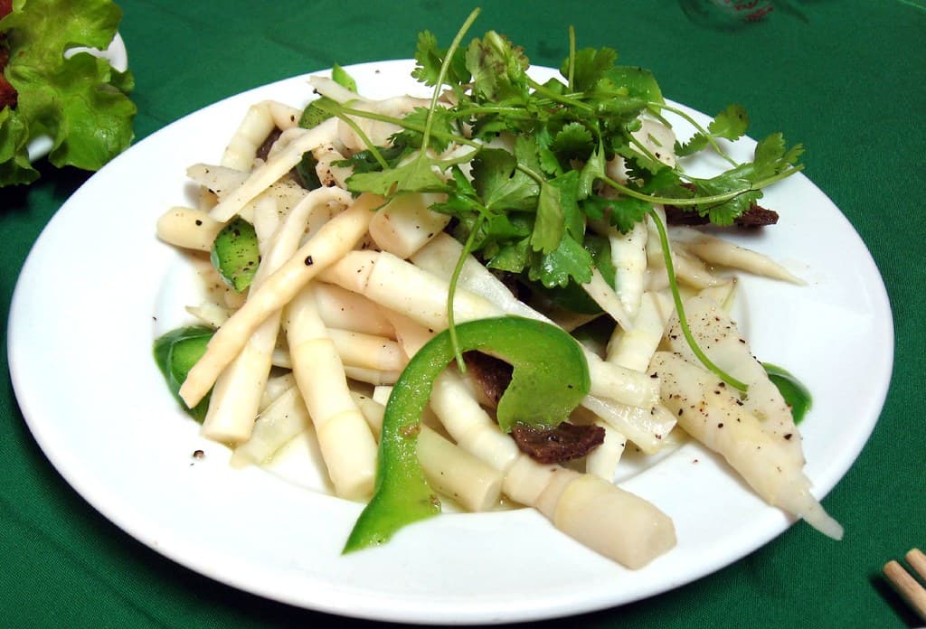 #5 Com Tam (Broken Rice) — Top 10 Vietnamese Dishes