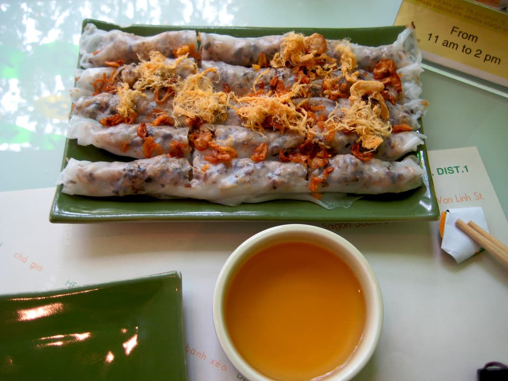 #9 Banh Cuon (Steamed Rice Rolls) — Top 10 Vietnamese Dishes