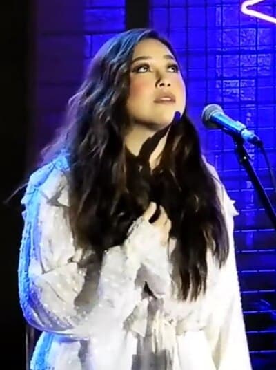 #4 Moira Dela Torre — Top 10 Filipino Musicians