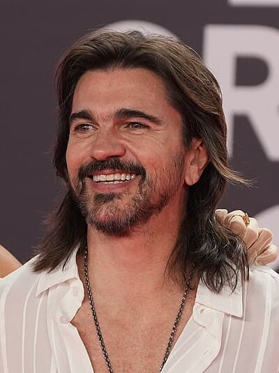 #6 Juanes — Top 10 Colombian Musicians
