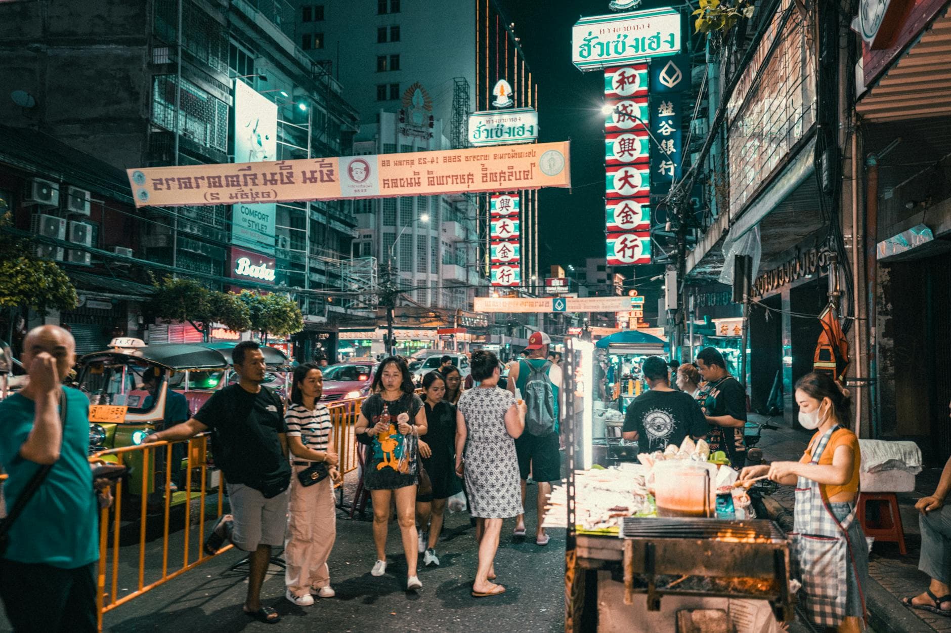 #5 Yaowarat Chinatown Night Market — Top 10 Street Food Markets in Bangkok
