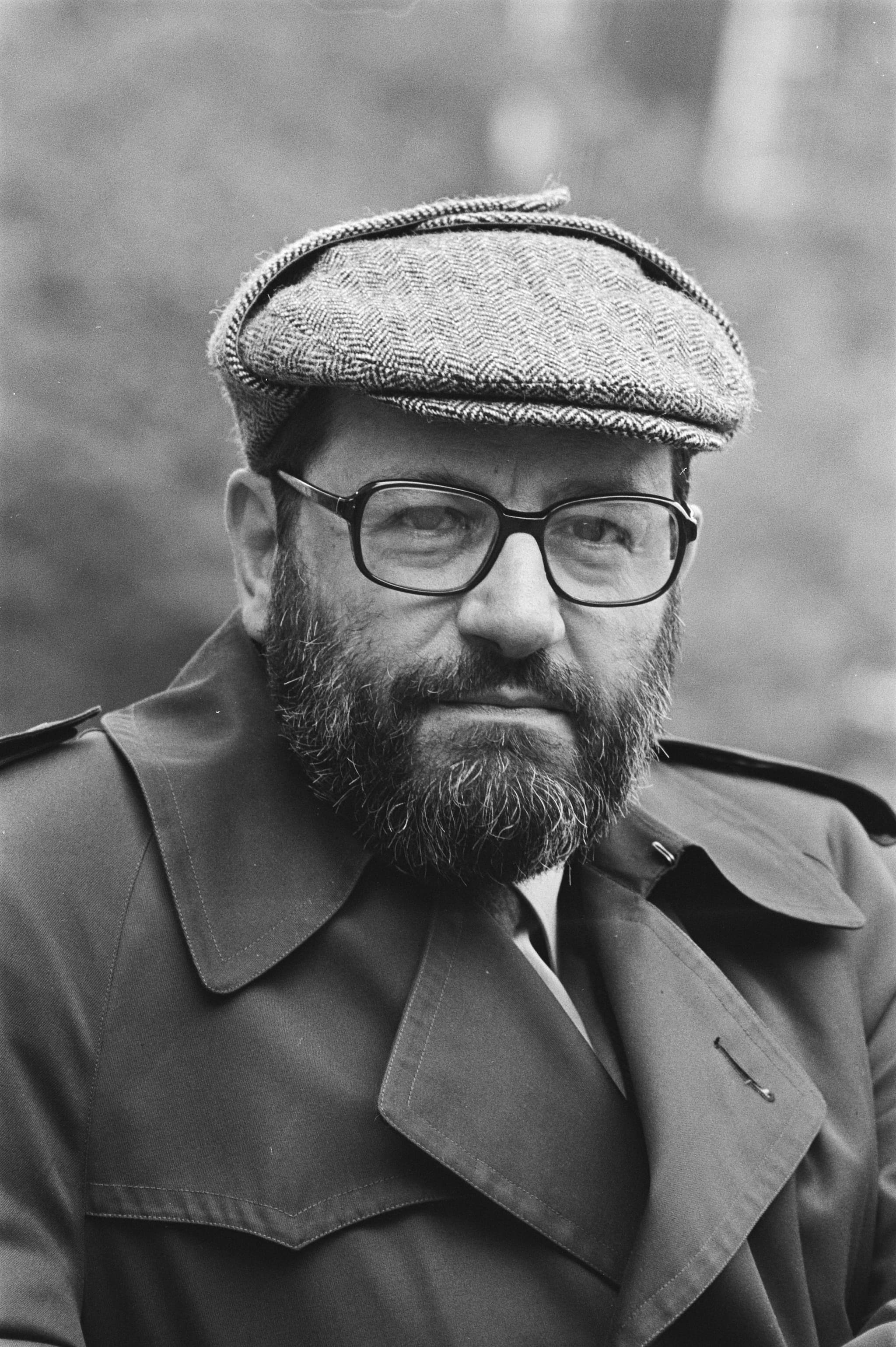 #5 Travels in Hyperreality — Umberto Eco (1986) — Travel Books That Make You Book a Plane Ticket