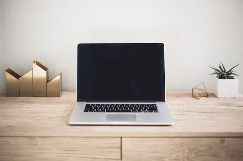 #2 Laptops and Tablets (25–45% off) — Top 10 Best Black Friday Deal Categories in 2025