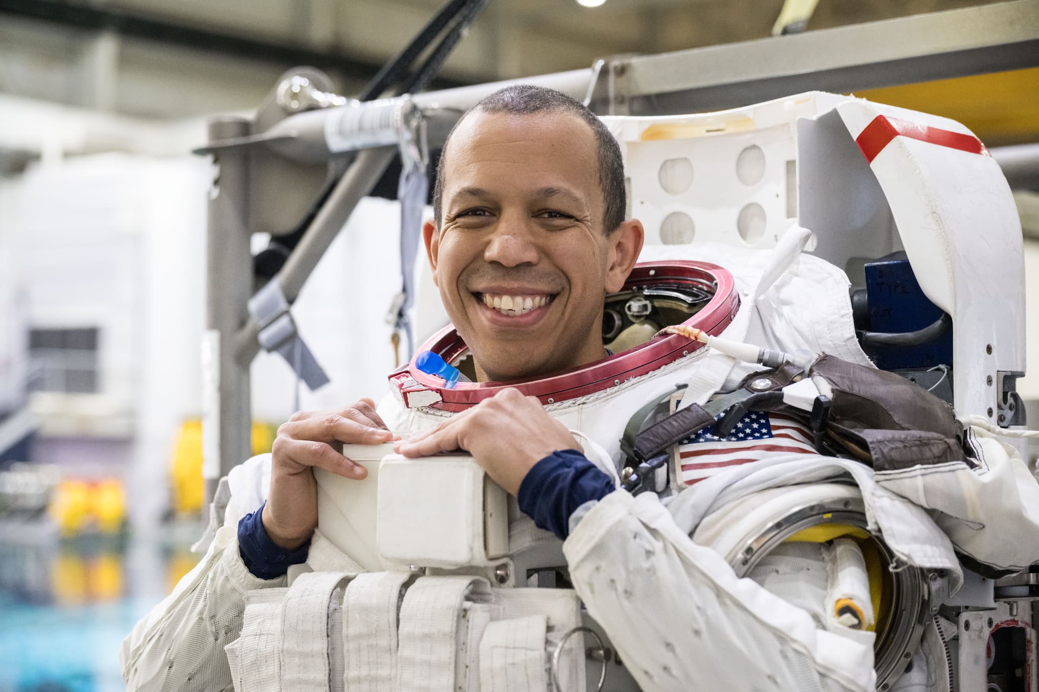 #4 NASA Astronaut Chris Williams — Neutral Buoyancy Lab Training — Humans in Space: The Most Iconic Spacewalk Photographs Ever Taken