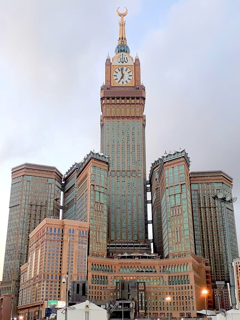 #4 Abraj Al-Bait Clock Tower — The World's Tallest Buildings