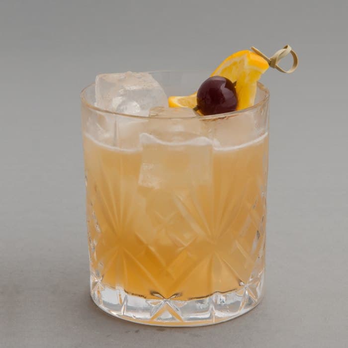 #8 Whiskey Sour — Top 10 Best Classic Cocktails of All Time
