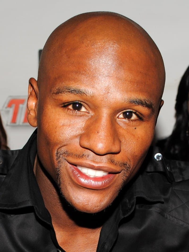 #6 Floyd Mayweather Jr. — Top 10 Athletes Who Are Better Trash Talkers Than Players