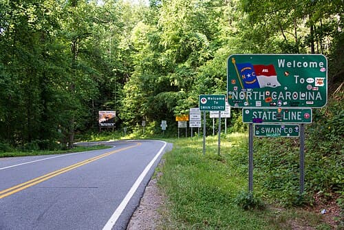 #10 Tail of the Dragon (Tennessee/North Carolina) — Top 10 American Road Trips That Should Be on Every Bucket List