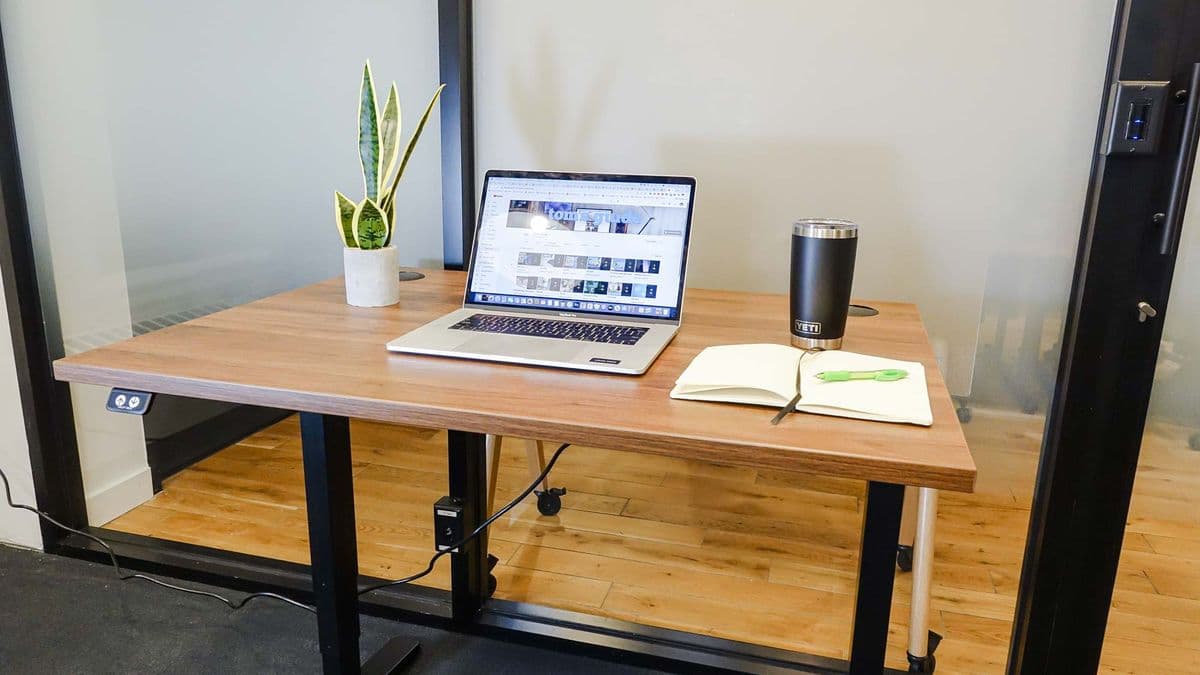 #1 Uplift V2 Standing Desk — Top 10 Standing Desks and Ergonomic Setups Worth the Upgrade