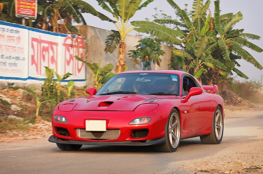 #2 Mazda RX-7 FD — Top 10 Cars That Became Legends Before Their Time