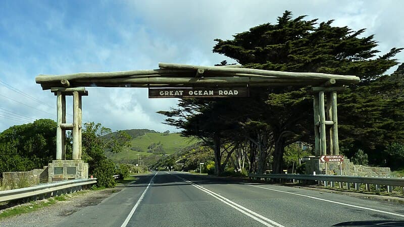 #7 Great Ocean Road (Australia) — Top 10 Driving Roads Every Car Enthusiast Should Experience