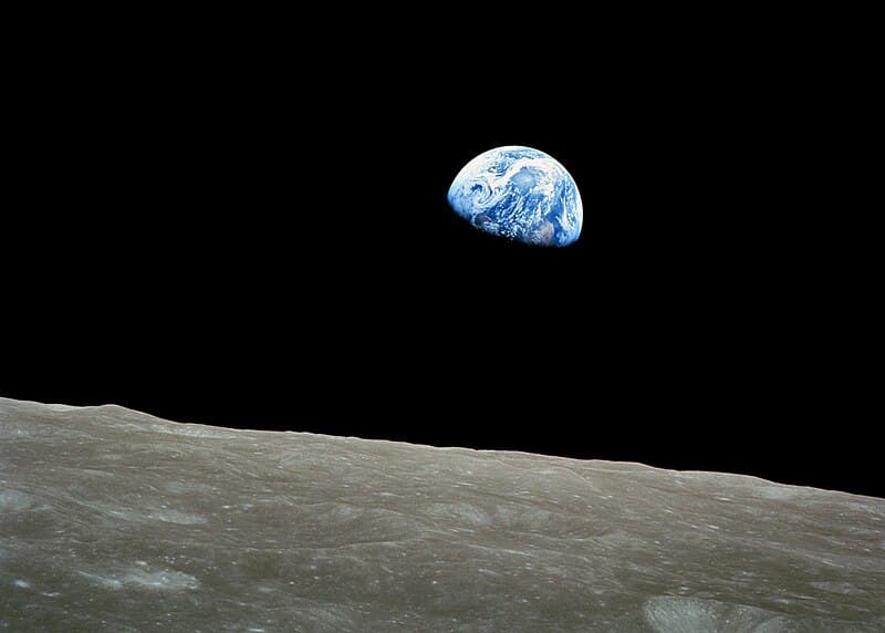 #5 Overview (2012) — Top 10 Space Documentaries That Will Make You Feel Tiny