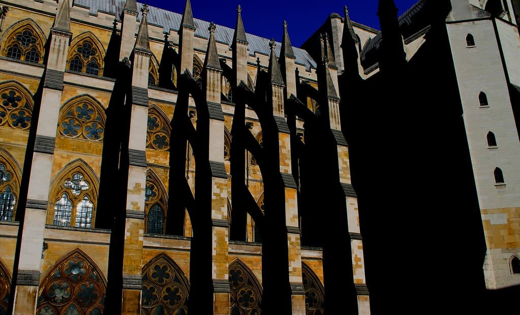 #5 Westminster Abbey — Top 10 Most Beautiful Churches and Cathedrals in the World