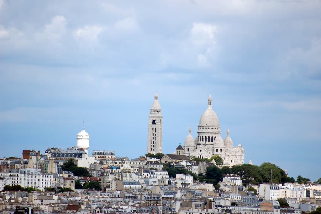 #4 Montmartre and Sacre-Coeur — Top 10 Things to Do in Paris