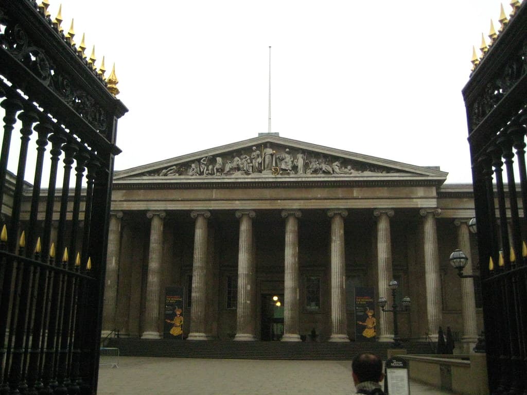 #1 British Museum — Top 10 Things to Do in London