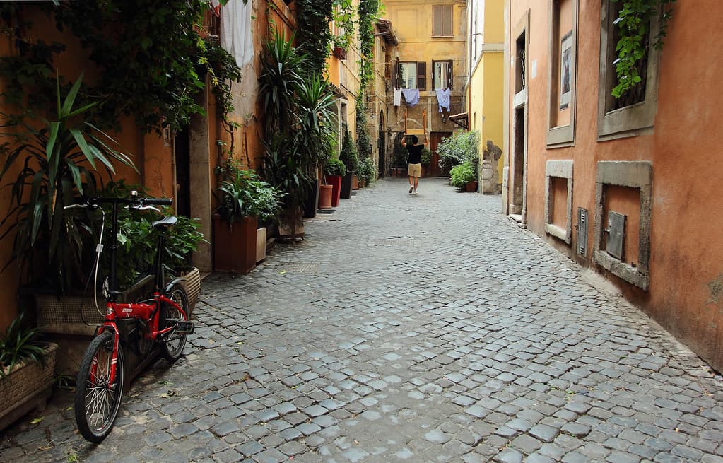 #3 Trastevere — Top 10 Things to Do in Rome