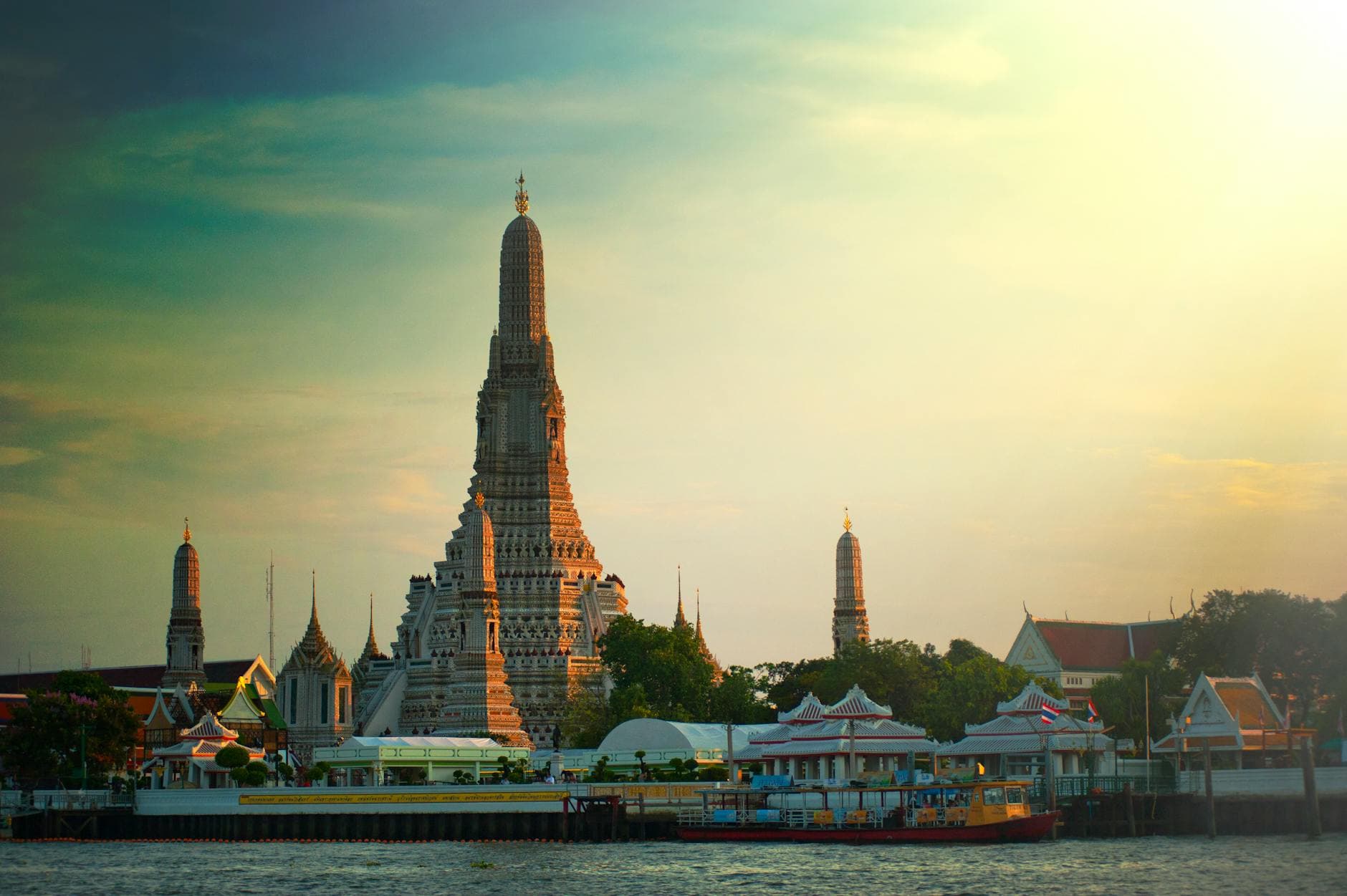 #6 Wat Arun (Temple of Dawn) — Top 10 Things to Do in Bangkok