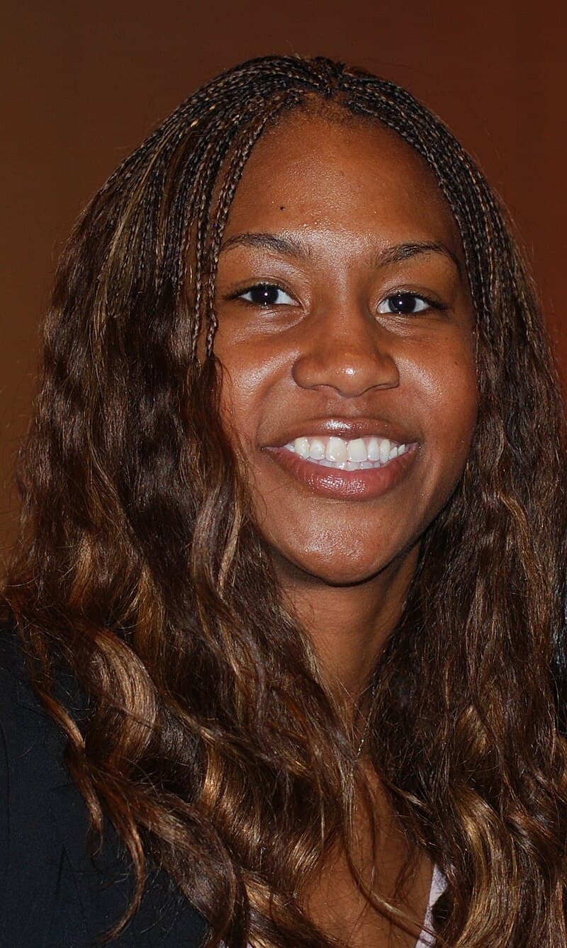 #9 Tamika Catchings — Top 10 Greatest WNBA Players of All Time