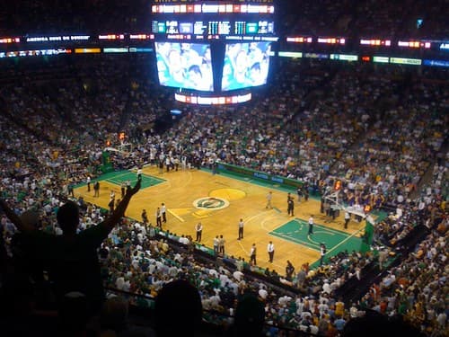 #3 Boston Celtics vs. Los Angeles Lakers — Top 10 Greatest Basketball Rivalries