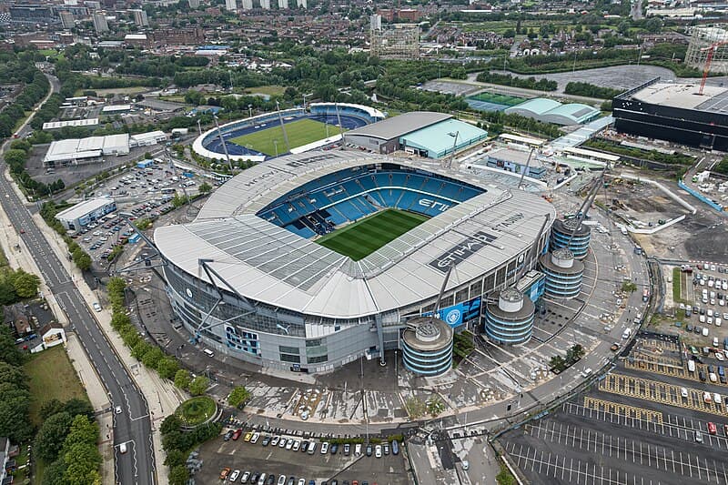 #5 Manchester City 2017–18 — The 100-Point Side — Top 10 Best Premier League Teams of All Time