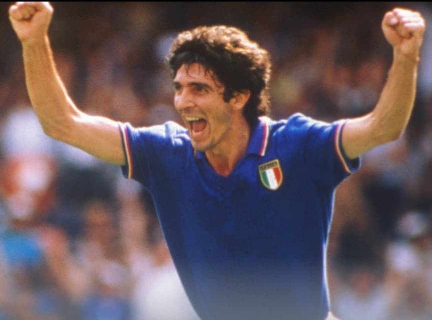 #4 Italy 1982 (Adidas) — Top 10 Best World Cup Kits of All Time — Iconic Football Jerseys Ranked