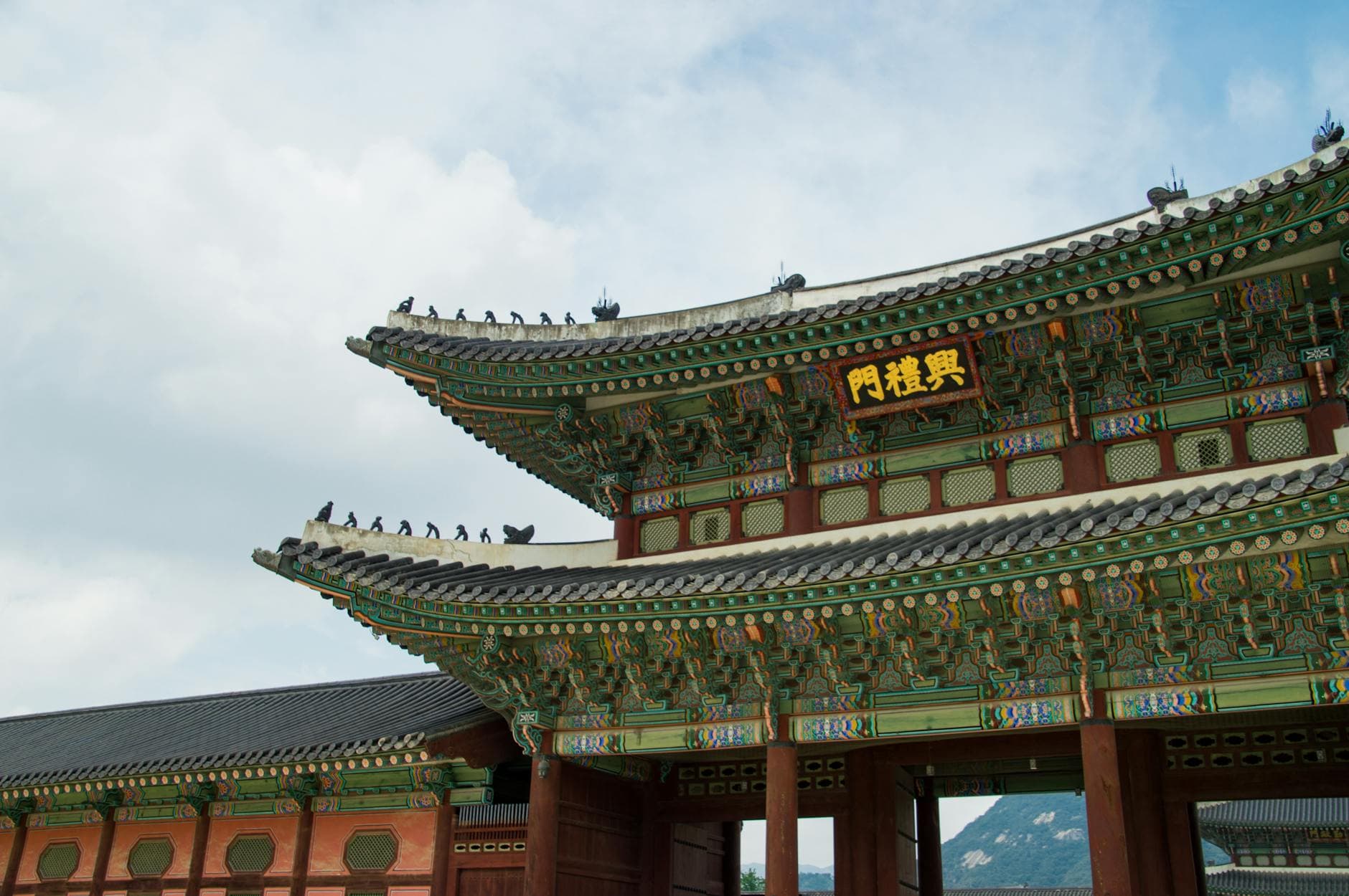#1 Gyeongbokgung Palace — Top 10 Things to Do in Seoul