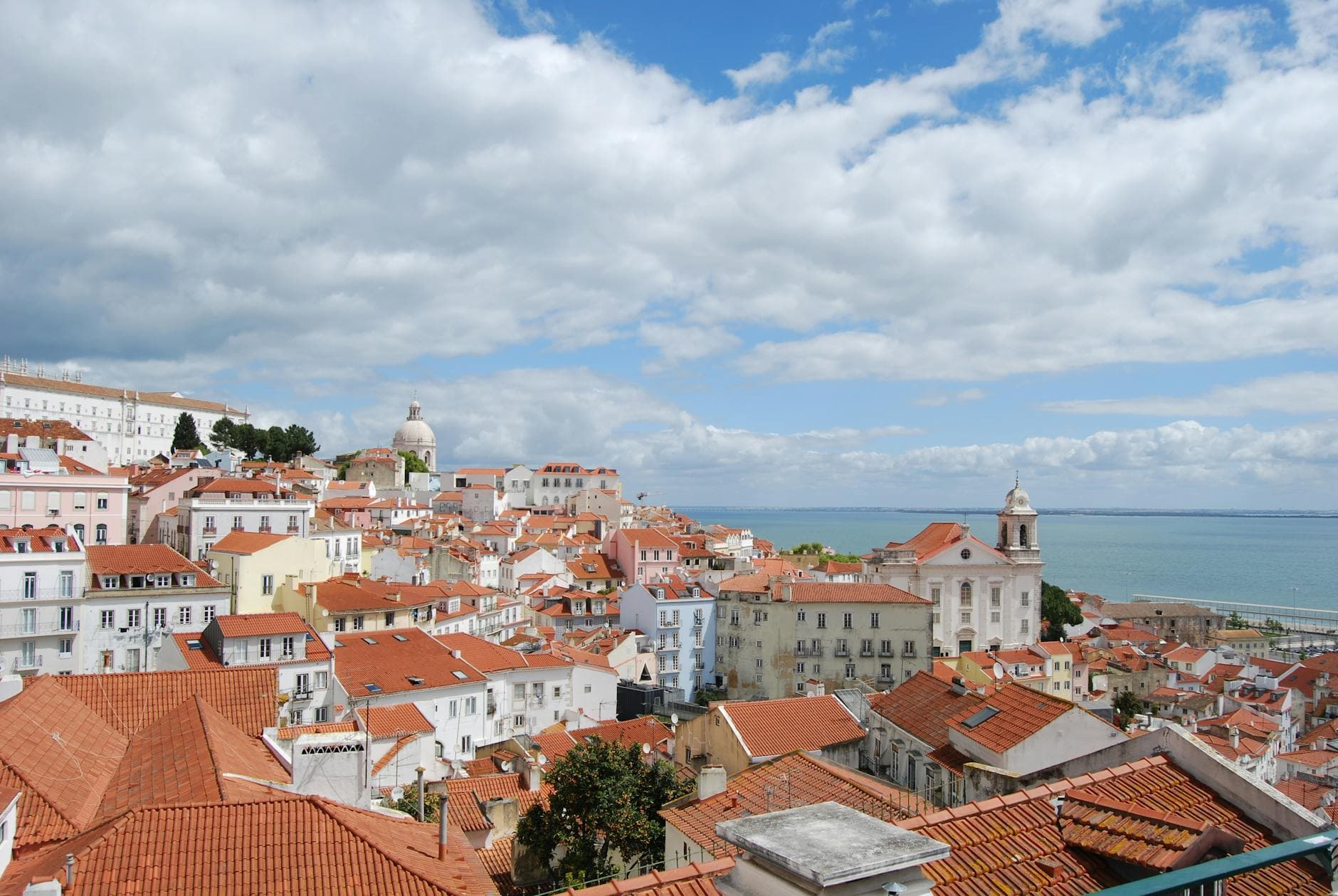 #8 Miradouro da Graça — Top 10 Things to Do in Lisbon