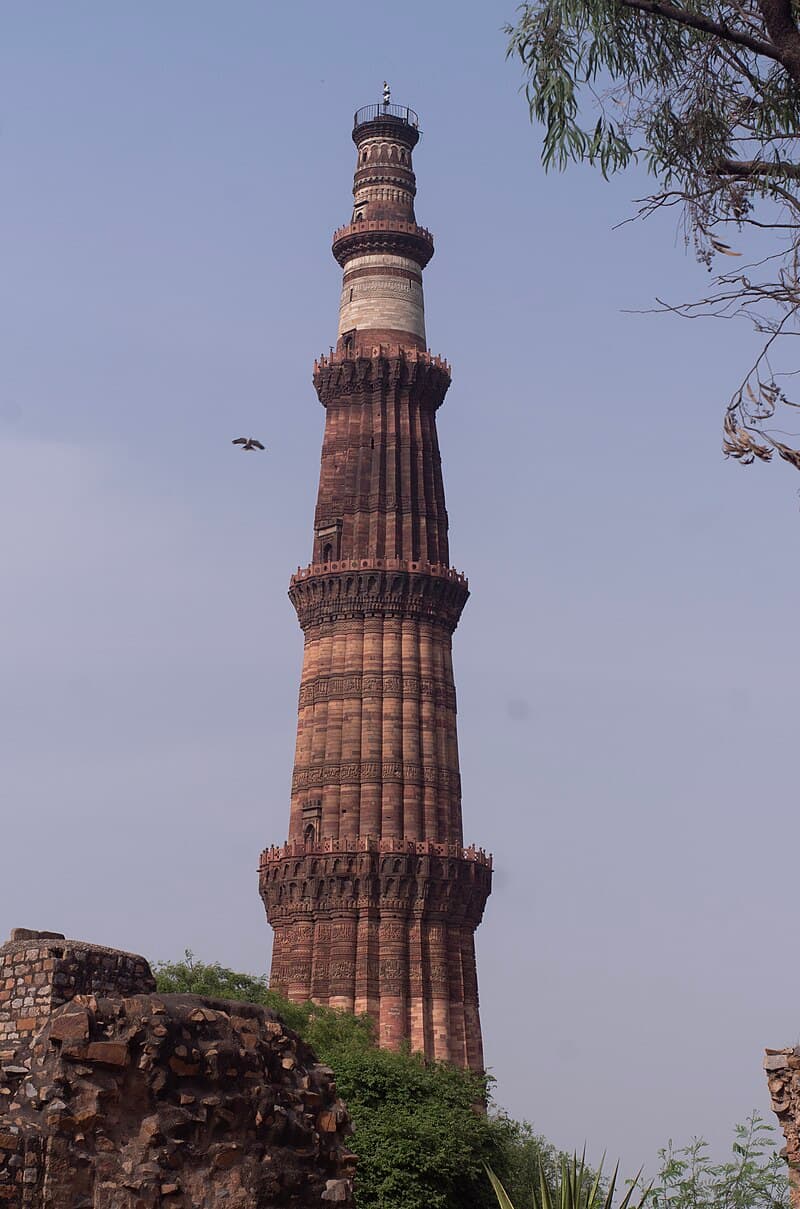 #4 Qutub Minar — Top 10 Experiences in Delhi