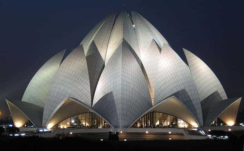 #7 Lotus Temple — Top 10 Experiences in Delhi