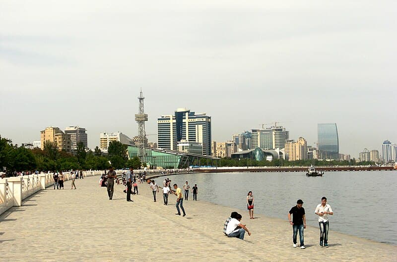 #6 Baku Boulevard — Top 10 Things to Do in Baku