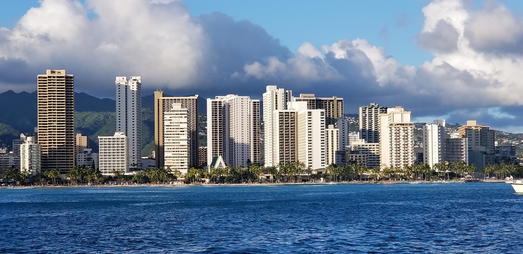 #1 Waikiki Beach — Top 10 Things to Do in Honolulu in 2026 (Beaches, History & Local Favorites)